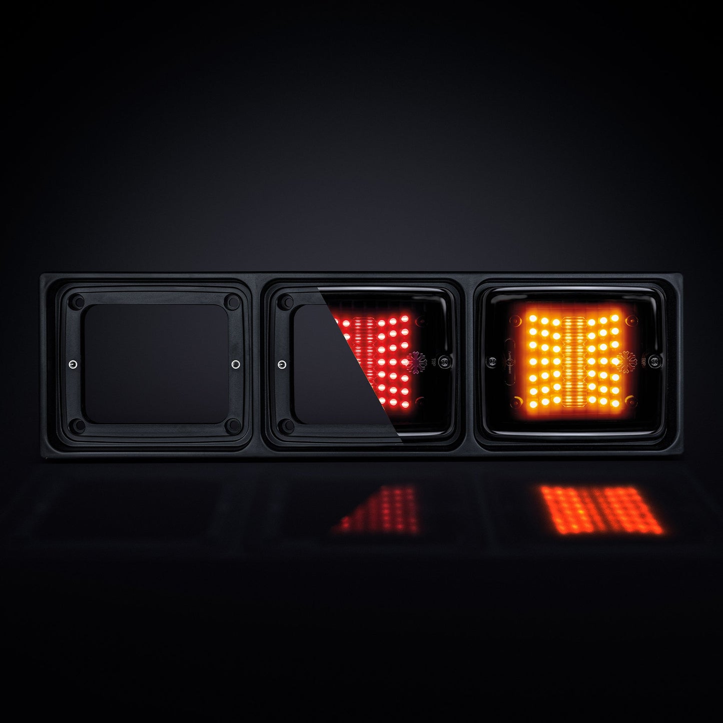 Strands IZE LED Mounting Frame / 3 Lamp Version -