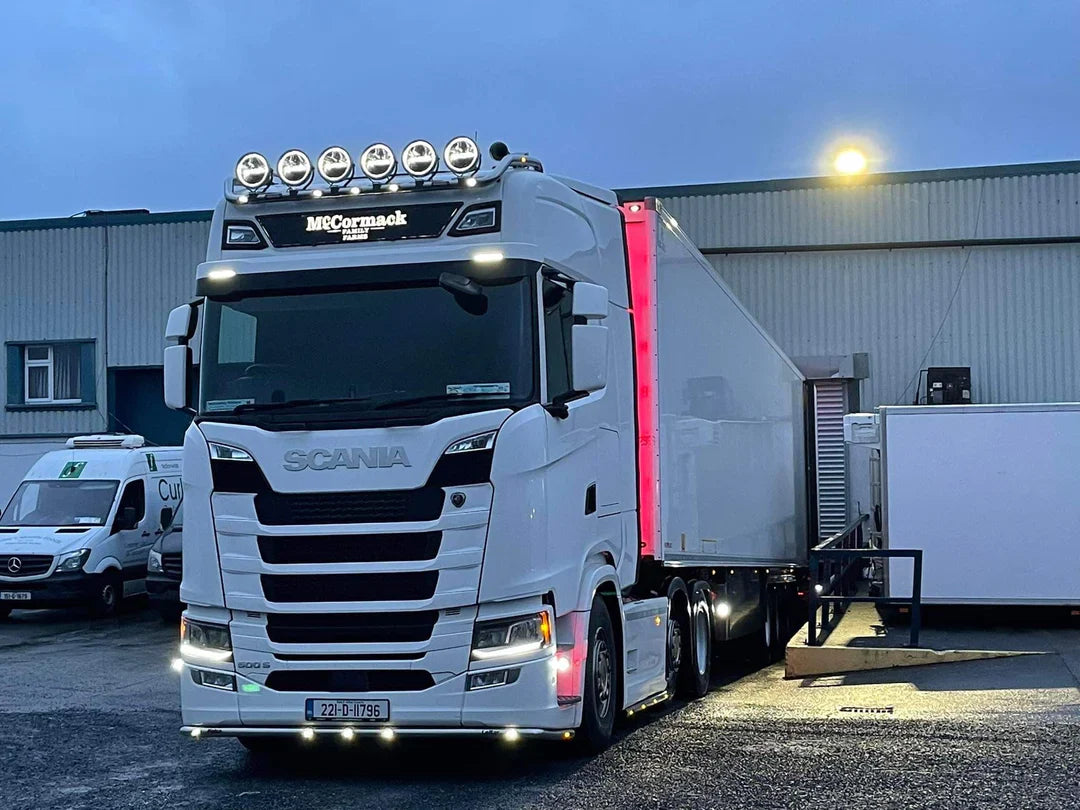 scania spot lights strands ambassador